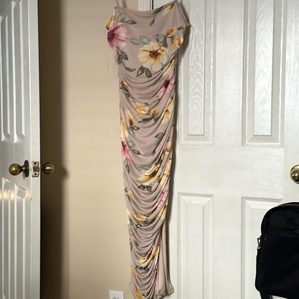 FN Ruched Flower Dress